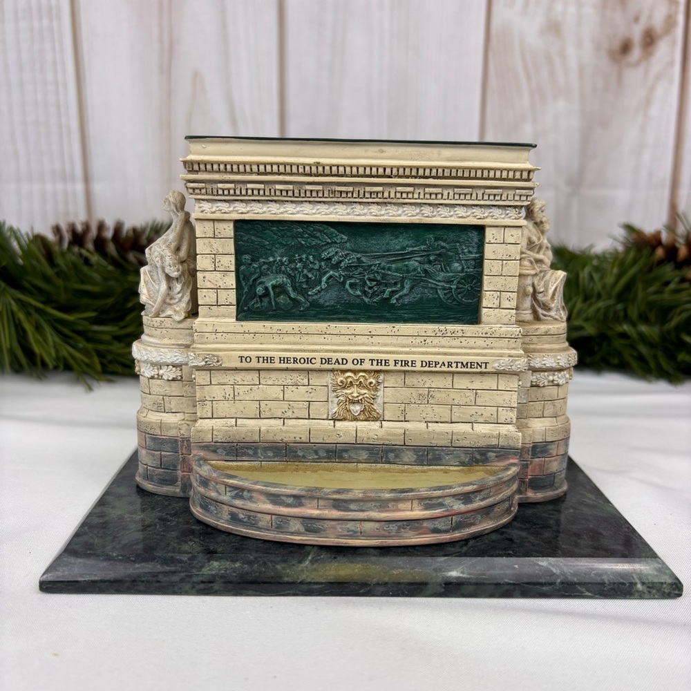 Department 56 Firemen's Memorial Monument Patriotic Figure Vintage 2002 Retired